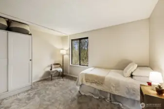 The second bedroom upstairs...