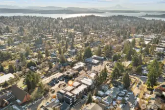 Aerial photo looking south and east. From this photo you can see Lake Washington and the 520 bridge.  Sought after Wedgwood neighborhood 86 walk score & 81 bike score. Walking distance to grocery stores, cafes, and only minutes to Children's, UW, 520, downtown & Amazon! Located in #1 sought after school cluster!