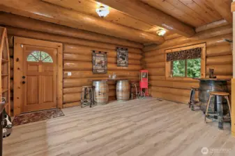 Once the headquarters for a biz, own entrance and bath.