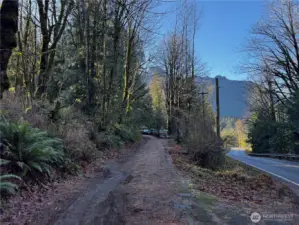 Driveway from Index Galena Rd