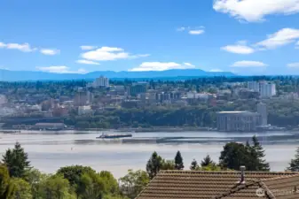 The views from the deck are just stunning
