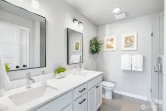 Photographs are for illustrative purposes only. Features, finishes, interior/exterior colors, landscaping and floorplan shown may vary from actual homes built.