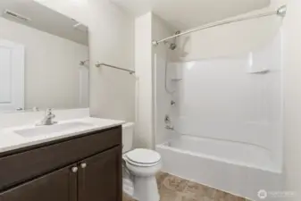 Downstairs full bathroom