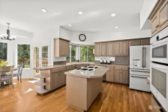 LOTS of Cabinet & Counter Space