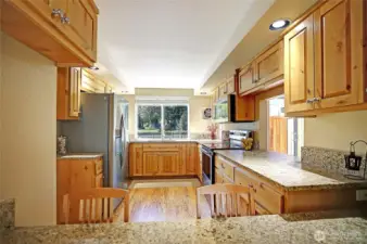 Bright & Light Kitchen