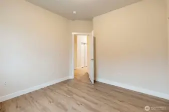 Upper floor bedroom #2