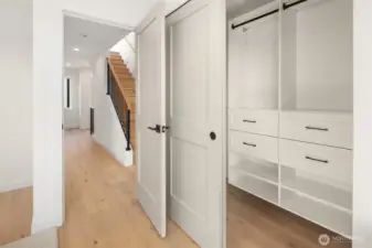 Photo of similar model home.