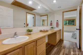 Jack & Jill bath connects two large upper bedrooms.
