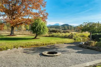 Entertainment size Fire-pit