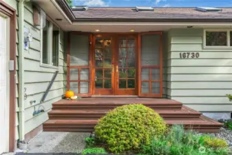 Double door entry with screens