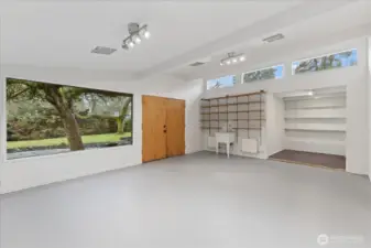 Bonus Room - This could have potential to add a bathroom and create a primary suite