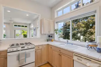 bright Kitchen,