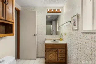 Downstairs 3/4 bathroom