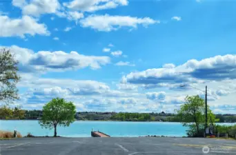 Peninsula Park & Boat Launch - .5 of a mile from property