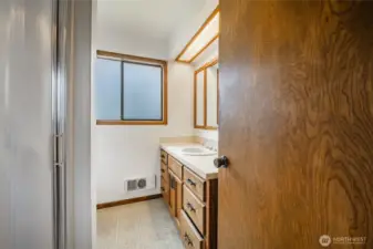 3/4 Bathroom