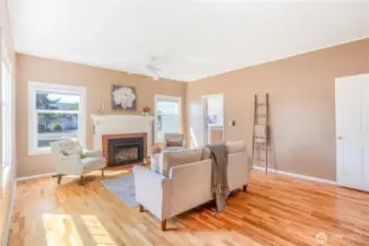 Room for large furniture pieces in the living room.