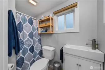 All units have a 3/4 bath.