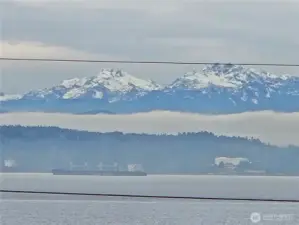 View of the Cascades and Puget Sound