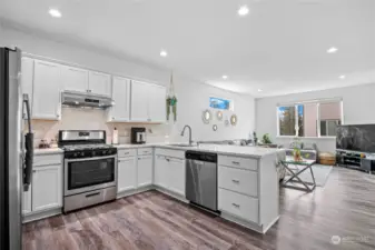 Ample cabinet and counter space in the kitchen.