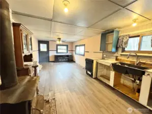 kitchen / living room