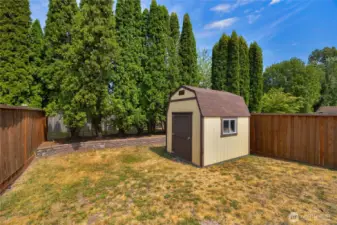 Great yard for pets and gardening