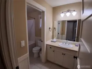 2nd Floor Bathroom