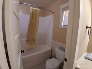 2nd Floor Bathroom