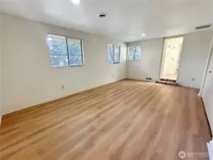 bedroom 3, Primary Suite