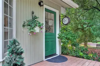 Large deck for greeting guests