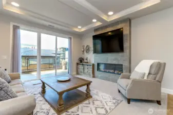 Elegant wide electric fireplace