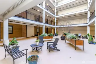 Court yard is on the same floor as the unit (5th)