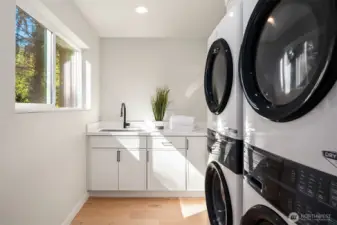 Photos of previously staged home.