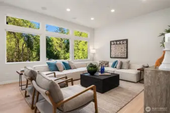 Photos of previously staged home.