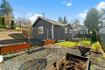 Gardeners will delight in this amazing garden space! Just in time for your Summer harvest!