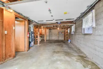 Roomy 1-Car Garage, off Lower Level