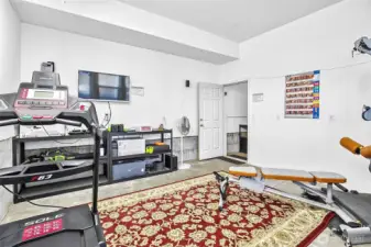 Bonus Room in Garage