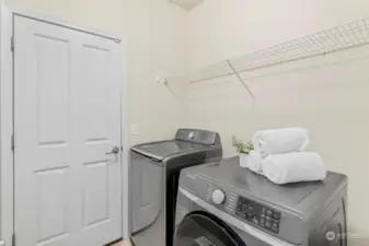 Washer and Dryer (Dryer is NEW) stay!
