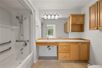 Full bathroom
