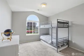 3rd bedroom- wall to wall carpet