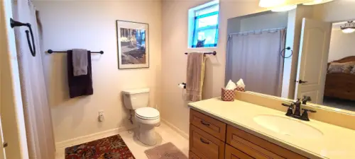 2nd Primary Bath