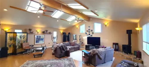 Spacious Great Room