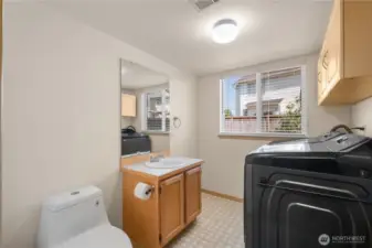 Lower level - Laundry and 1/2 Bath