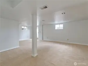 Family/multipurpose room