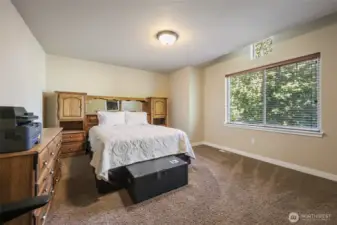 Spacious bedroom