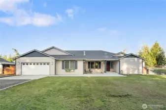 Welcome home! Whatever your dreams, you will make them come true here!