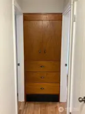 Built in linen closet in the hall upstairs