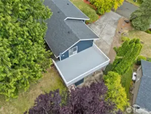 deck off Primary