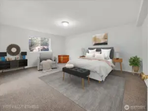 Second bedroom downstairs with en suite bathroom.