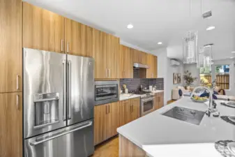 Spacious kitchen, perfect for hosting.
