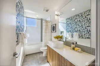 Full bathroom on 2nd floor.